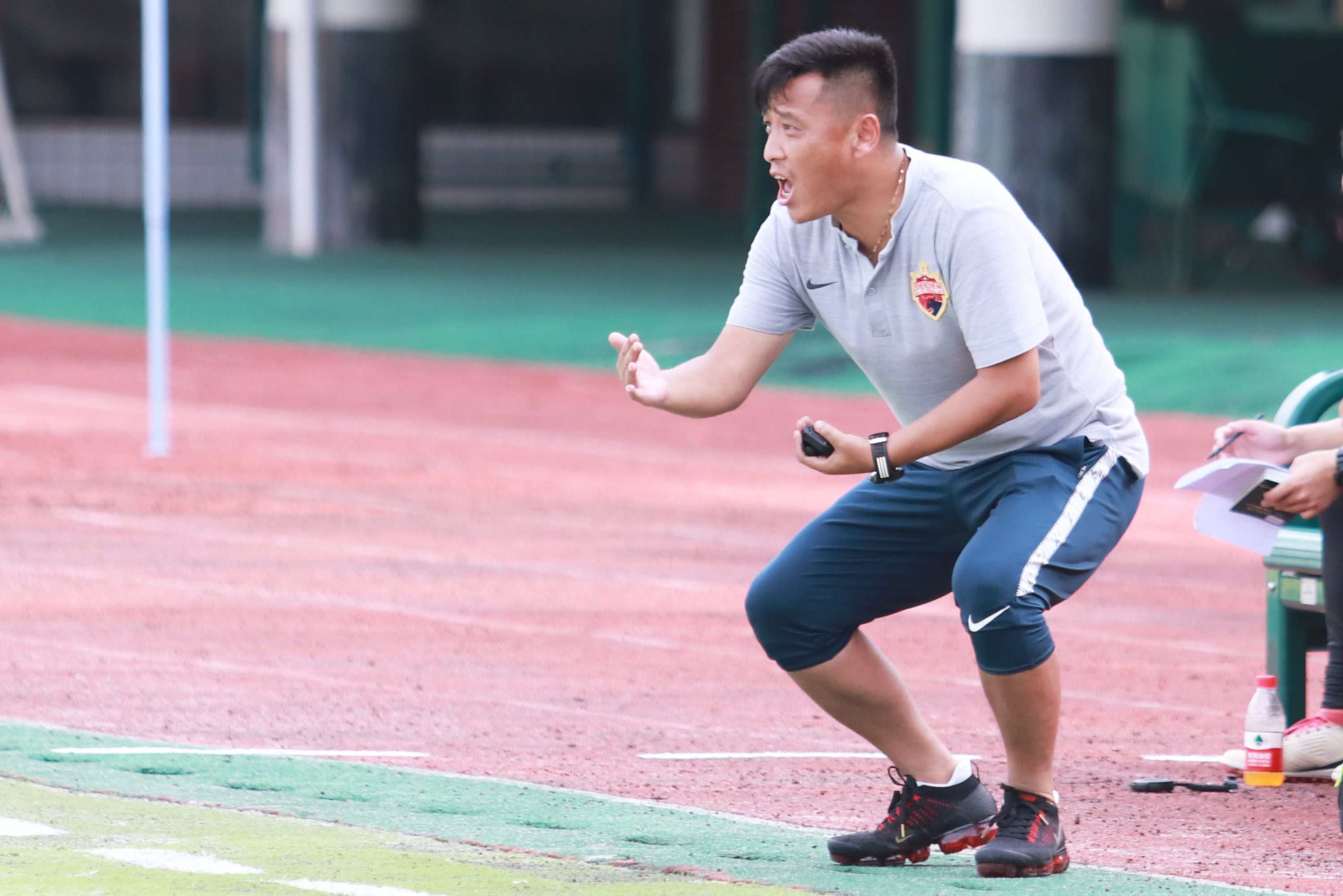 开云体育官网-深圳佳兆业队长：争取主场保级，力保入围前八的简单介绍