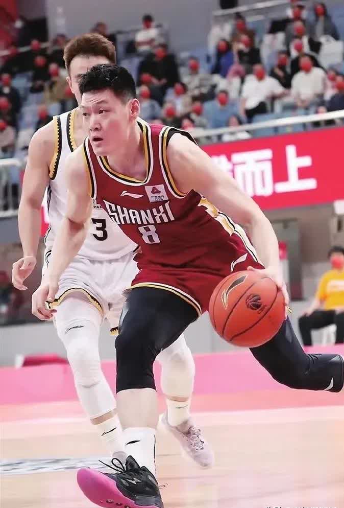 开云体育APP下载-本土球员亮眼！表现稳定，成为球队的大腿的简单介绍