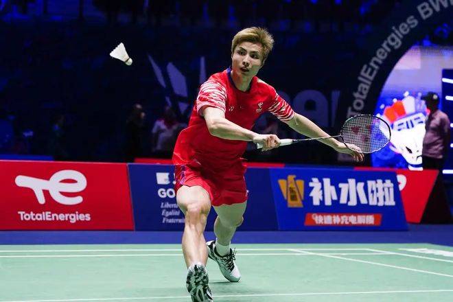 关于中国羽毛球队力克英格兰羽毛球队,安赛龙制霸全场的信息 关于中国羽毛球队力克英格兰羽毛球队,安赛龙制霸全场的信息