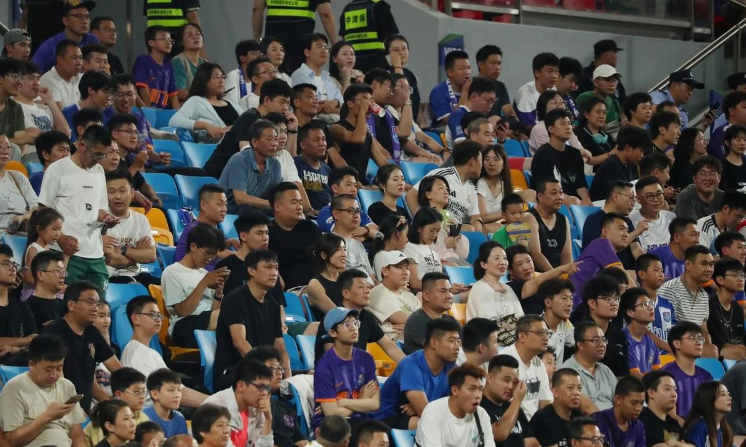 开云体育APP下载-关于胜负悬念的比赛中球队险胜，士气大涨的信息