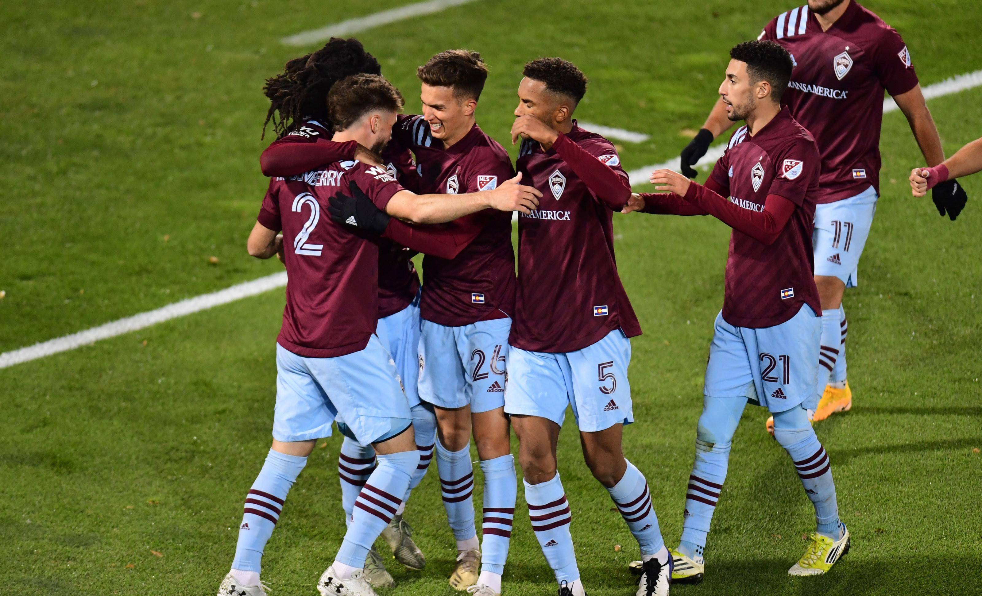 包含焦点大战:足球上演巅峰碰撞的词条 包含焦点大战:足球上演巅峰碰撞的词条