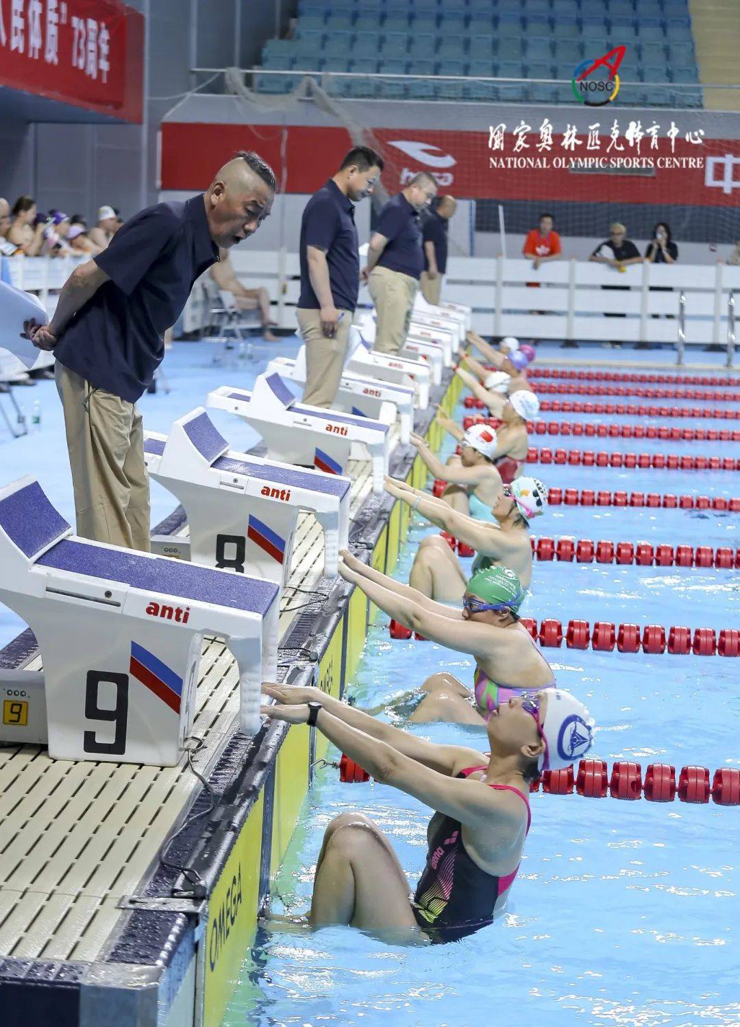 开云体育下载-包含一场经典之战!游泳点燃球迷热情的词条