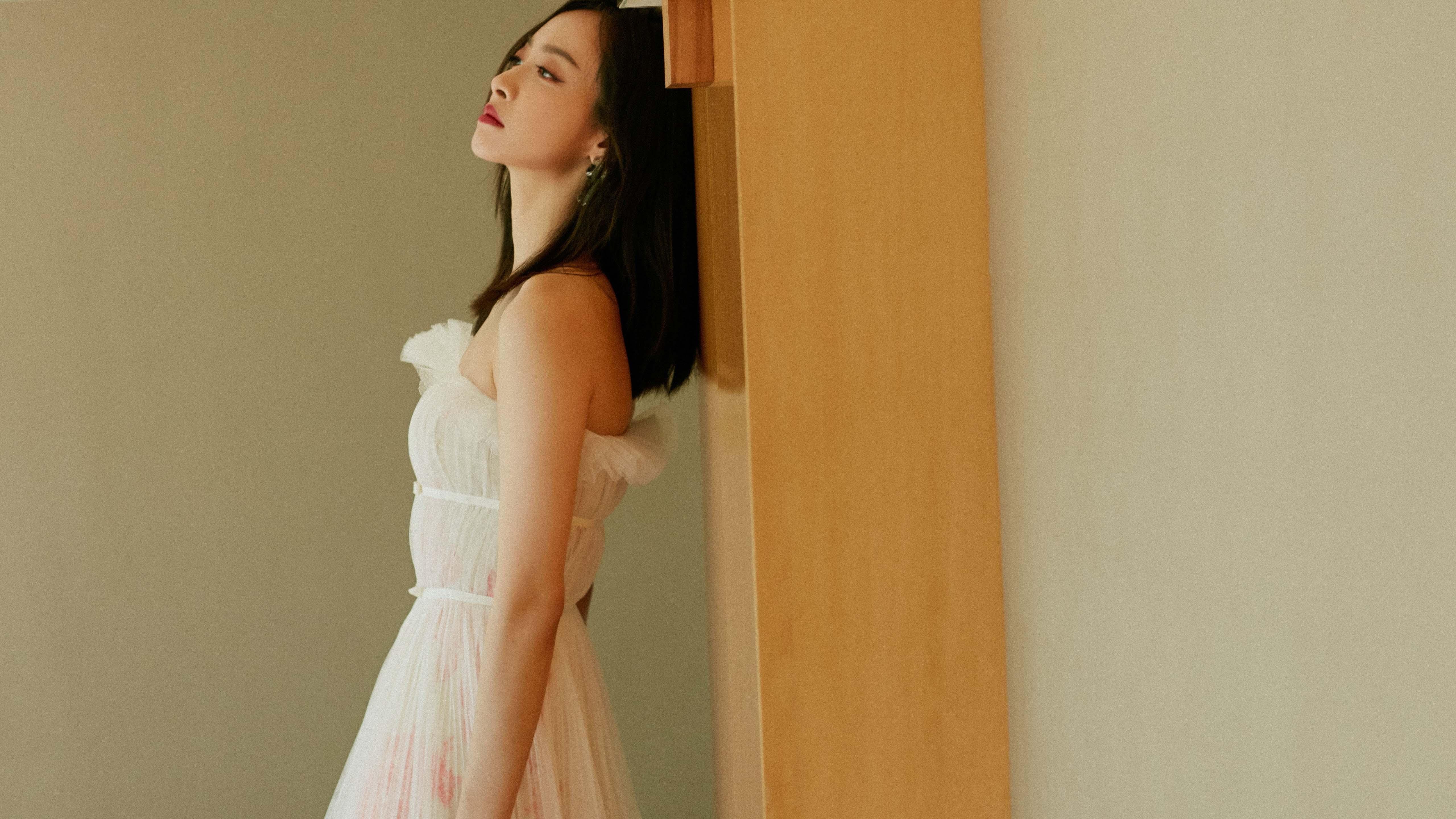 英超争冠白热化与森林狼的统治力，体育世界双线激战的启示