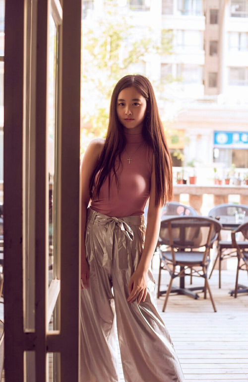 开云体育下载-东契奇攻防两端的统治，雄鹿与开拓者之战中的隐形较量