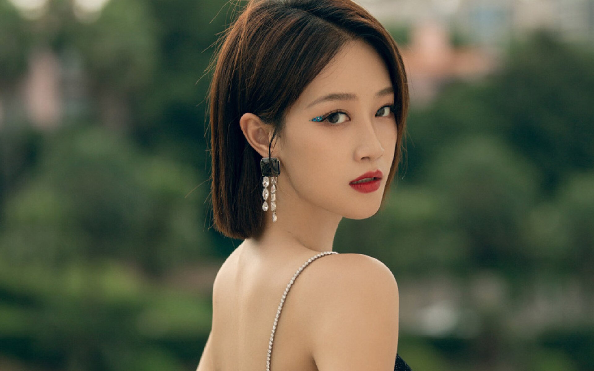 开云体育APP下载-猛龙利爪撕裂纽约，控场大师上演保罗式无解题