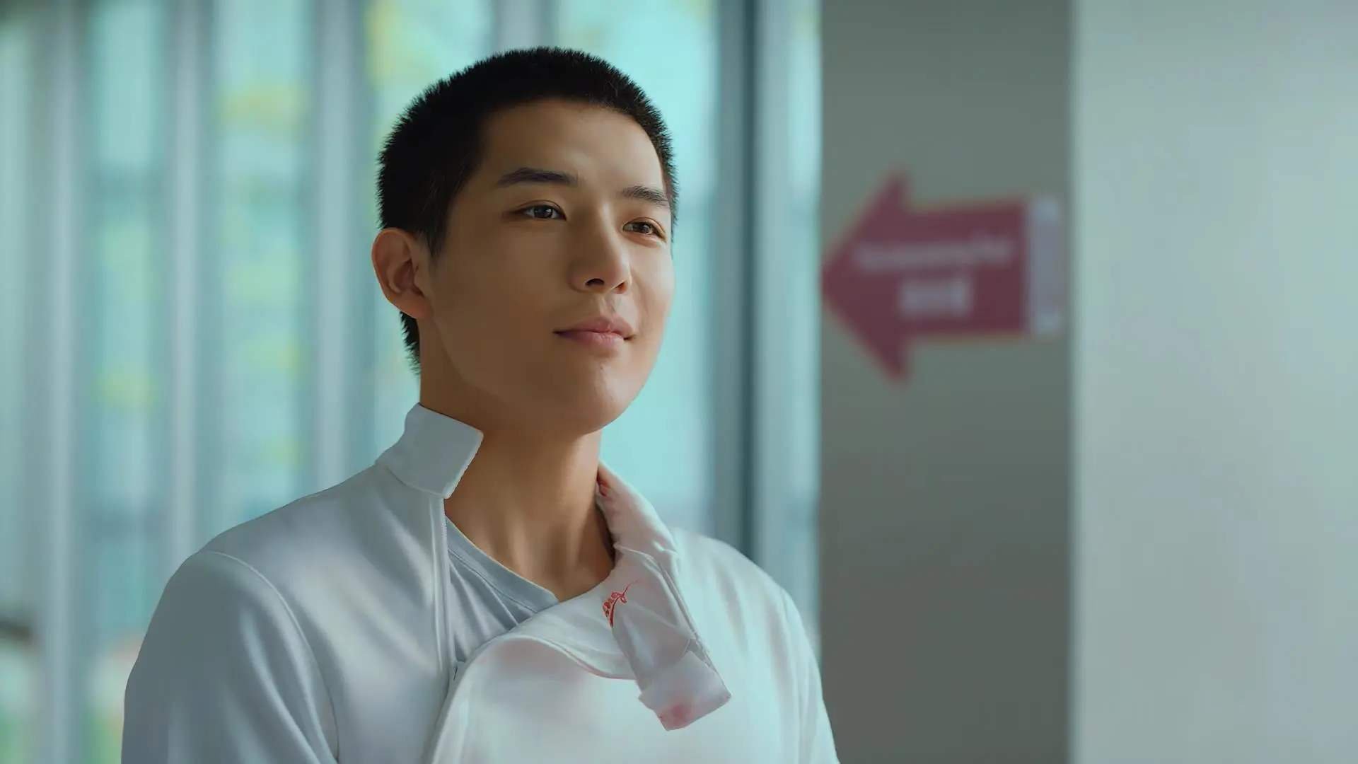 铁幕三分雨,斯通斯用连续关键得分浇灭皇马,拉齐奥稳操胜券的背后