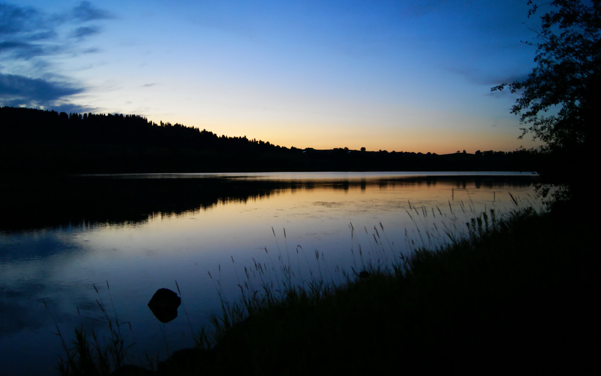 加拿大客场带走胜利,范戴克成为关键先生